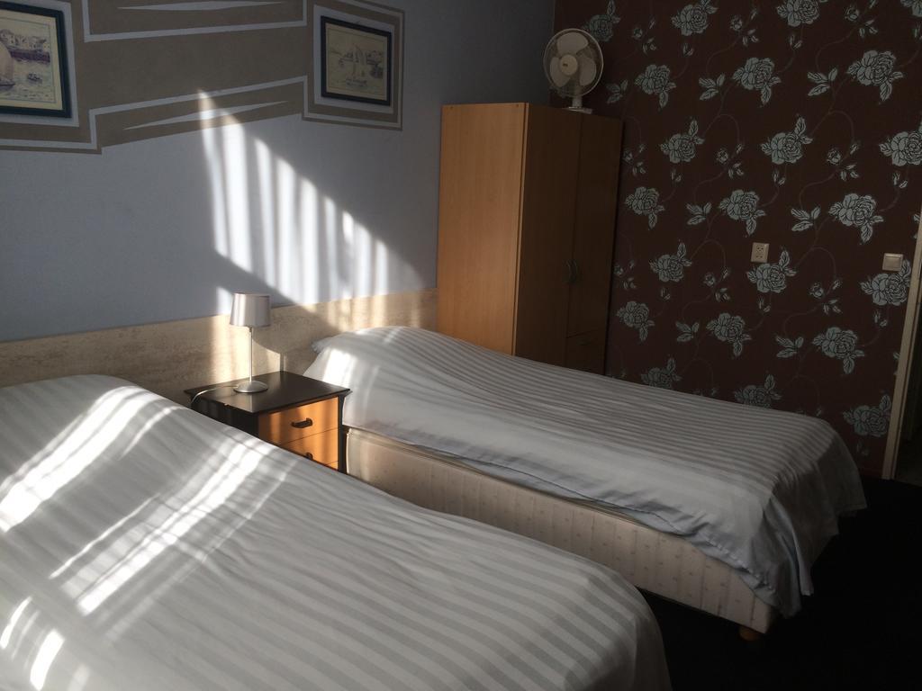 Hotel De Blauwe Vogel Bergen op Zoom Eksteriør bilde