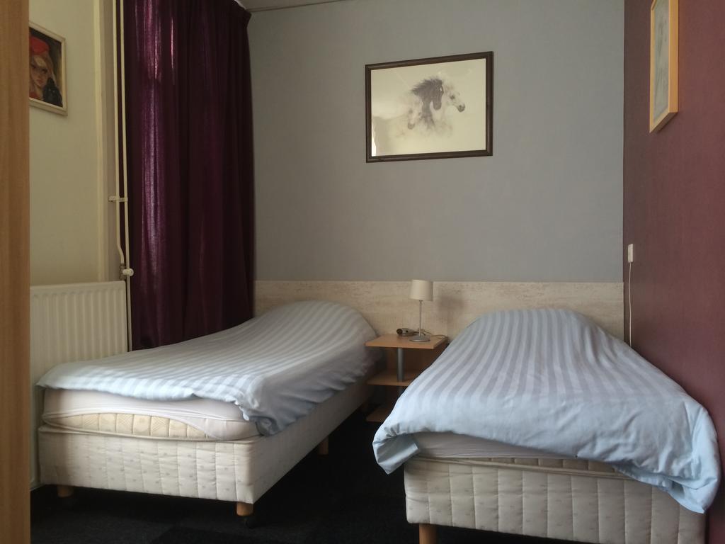 Hotel De Blauwe Vogel Bergen op Zoom Rom bilde